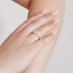 Diamantring aus Gelbgold für Damen, gravierbar BDR0019-GSL