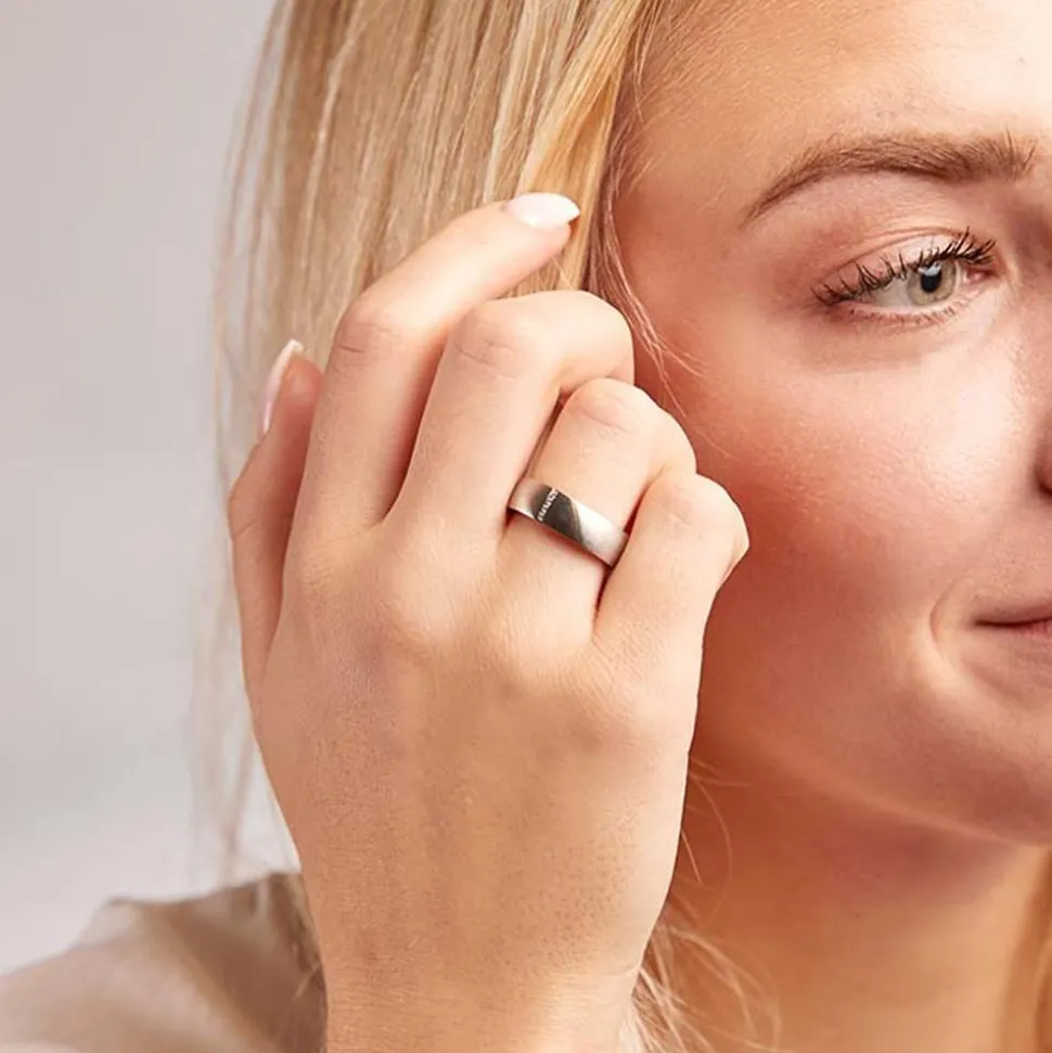 Edelstahlring mattiert 6mm mit 4 Zirkonia R9182czlge