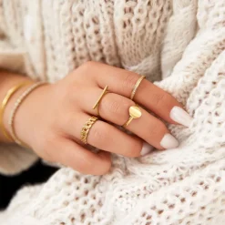 333er Gold Eternity Ring mit Zirkonia GR0159