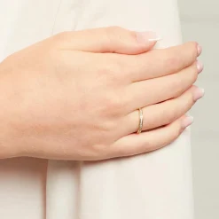 333er Gold Eternity Ring mit Zirkonia GR0159