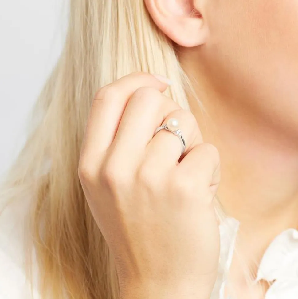 585er Weißgold Ring Diamanten Süßwasserperle DR0417