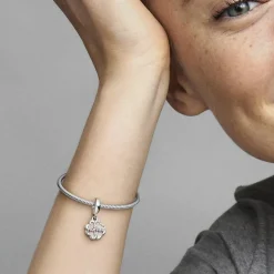 Freundschafts Charm Anhänger vierblättriges Kleeblatt 792245C01