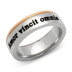 Polierter Edelstahlring mit Lasergravur R9179czlge