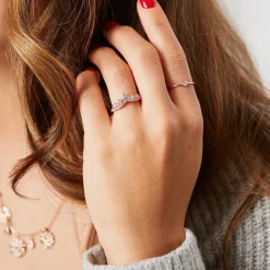 Ring mit Zirkonia aus rosévergoldetem 925er Silber SR0499-RSL