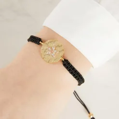 Textilarmband vergoldeter Silberanhänger Blume TXB0118