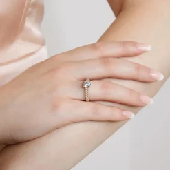 Verlobungsring mit lab grown Diamanten aus Gelbgold BDR0005LG-GSL