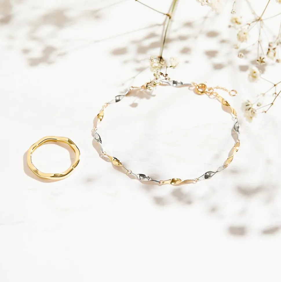 Wellenförmiger Ring aus 8-karätigem Gold GR0169