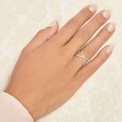 X-Ring aus 585er Weißgold mit Diamanten DR0424