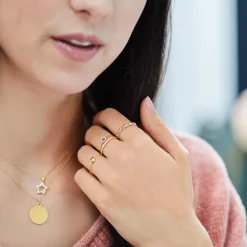 Zierlicher 333er Goldring mit Herzform GR0138