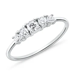 Zirkoniabesetzter Ring für Damen aus 925er Silber SR0496