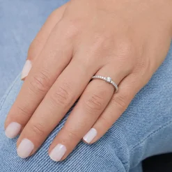 Zirkoniabesetzter Verlobungsring aus Sterlingsilber VR0520SL